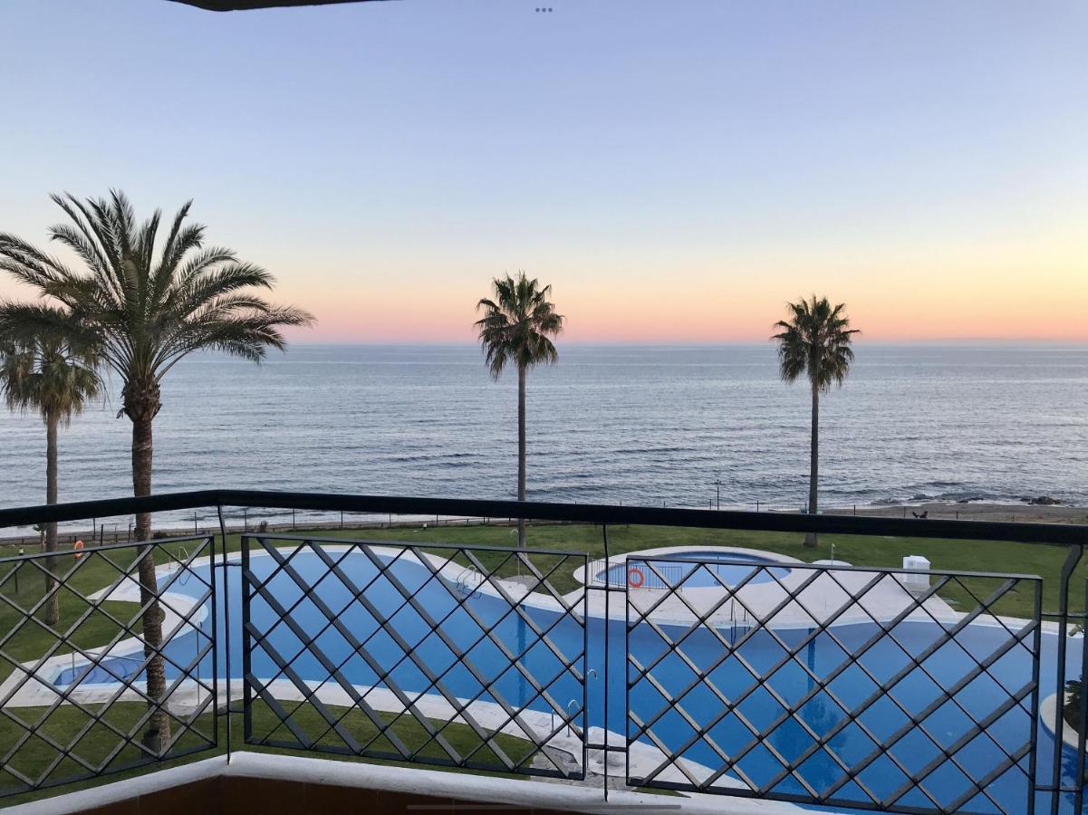 Mi Capricho 170 Beachfront Apartment Sitio de Calahonda 외부 사진