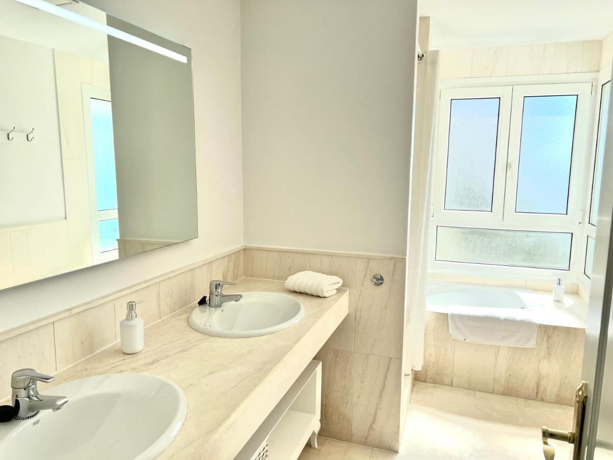 Mi Capricho 170 Beachfront Apartment Sitio de Calahonda 외부 사진