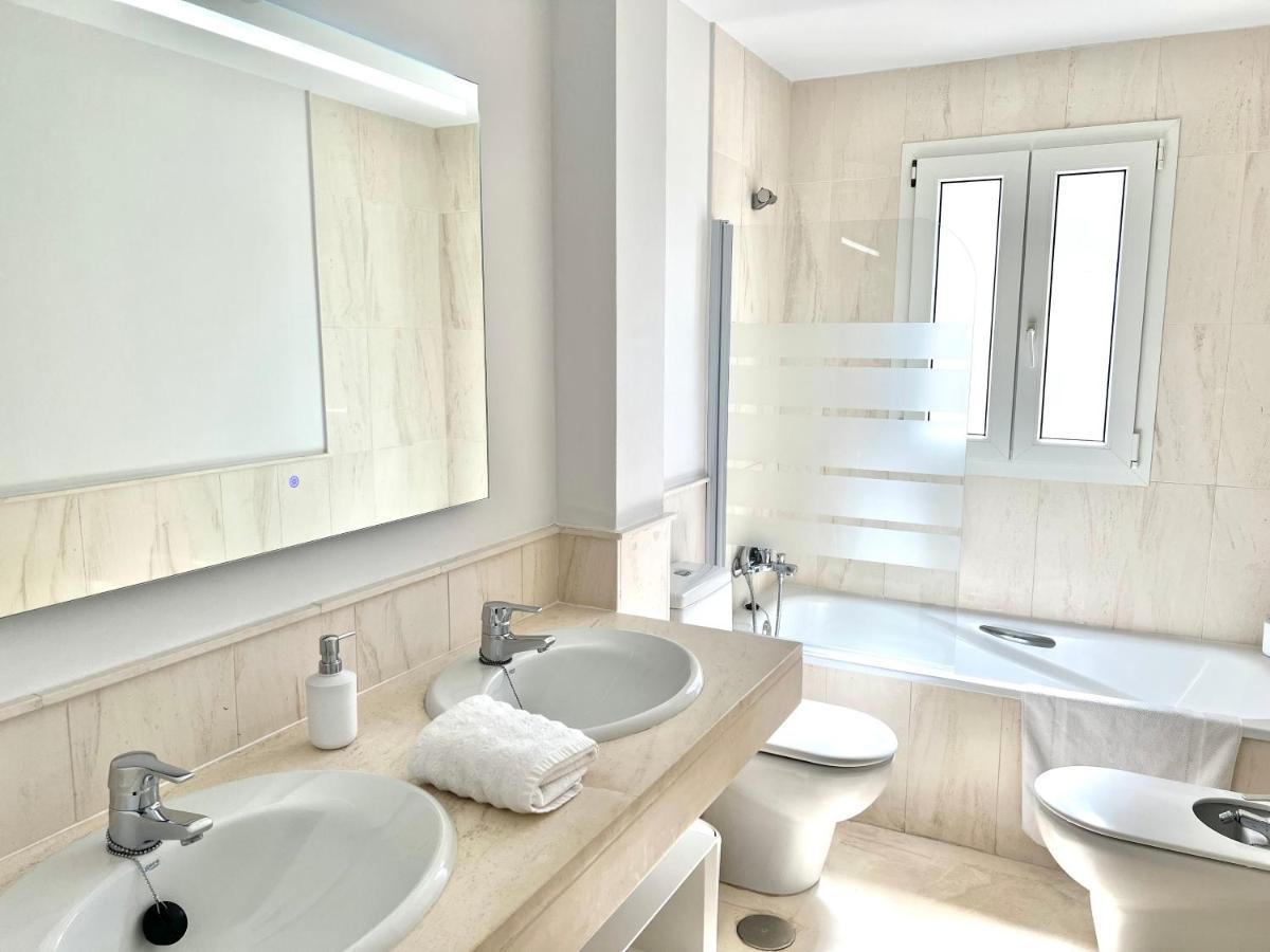Mi Capricho 170 Beachfront Apartment Sitio de Calahonda 외부 사진