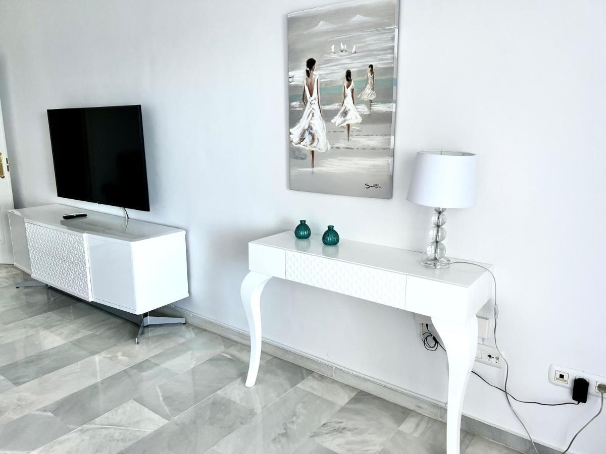 Mi Capricho 170 Beachfront Apartment Sitio de Calahonda 외부 사진